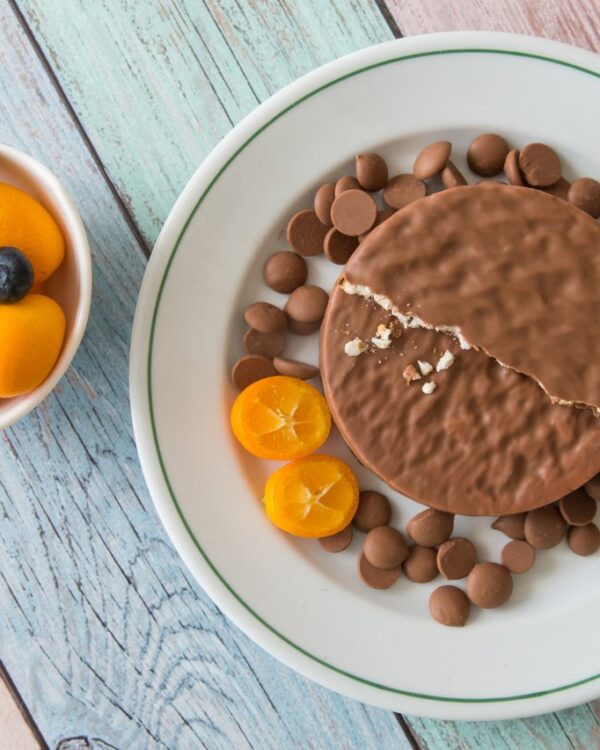 Rice-Ler dipped in belgian milk chocolate - Image 4